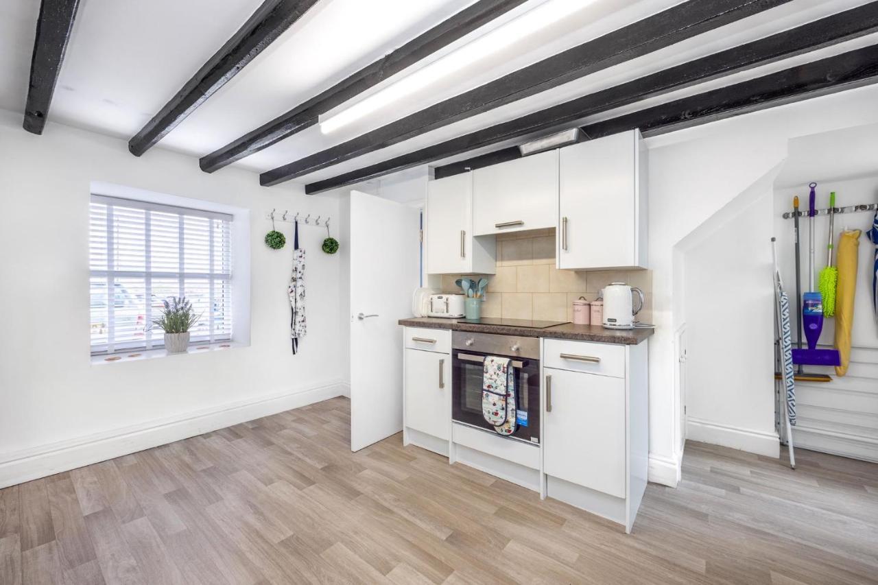 Hollie'S Beach House Peel Екстер'єр фото